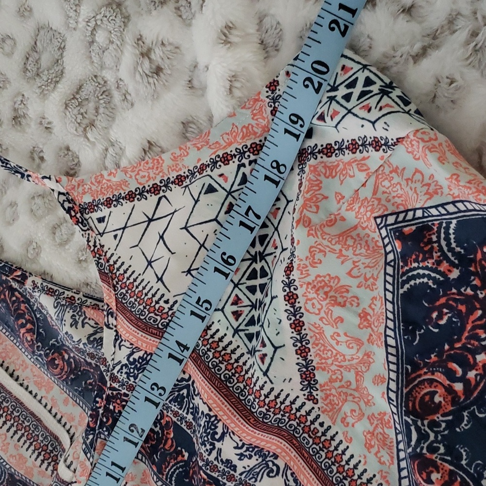 Multi Color Striped Pattern tank top - Picture 11 of 11